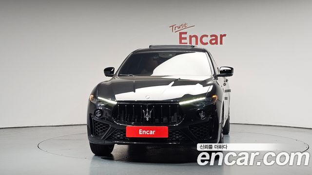 Maserati Levante из Кореи Encar