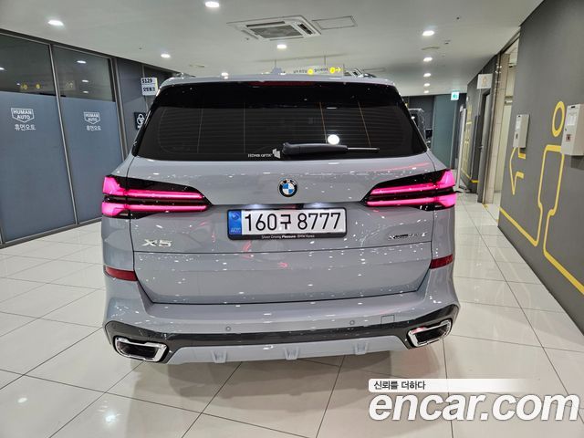 BMW X5 xDrive 30d M Sport — пробег 5 743 км — фото 4 из 5