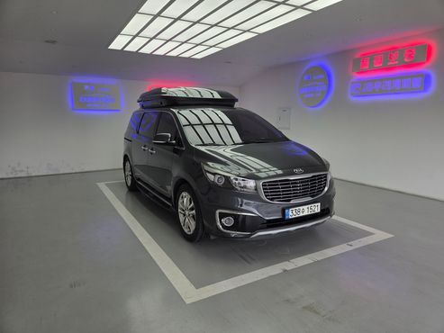 Kia Carnival 7-seater Limousine President — пробег 50 313 км — фото 3 из 5