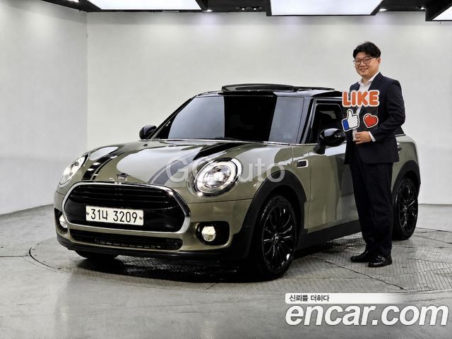 Mini Clubman Untied suit Edition 2nd — пробег 147 617 км — фото 1 из 5