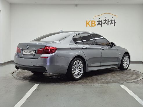 BMW 5-Series 520d xDrive M Aero Dynamic — пробег 235 662 км — фото 4 из 5