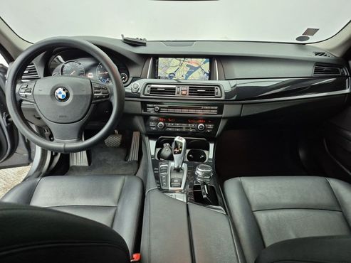 BMW 5-Series 520d xDrive M Aero Dynamic — пробег 235 662 км — фото 5 из 5