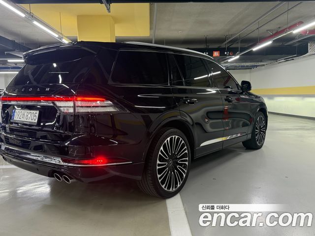 Lincoln Aviator 3.0 Black Label AWD — пробег 74 037 км — фото 2 из 5