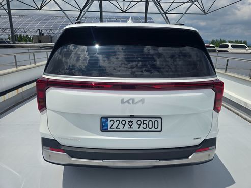 Kia Carnival HEV 9seater Nobless — пробег 17 700 км — фото 4 из 5