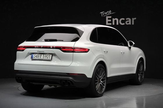Porsche Cayenne 3.0 — пробег 19 141 км — фото 2 из 5