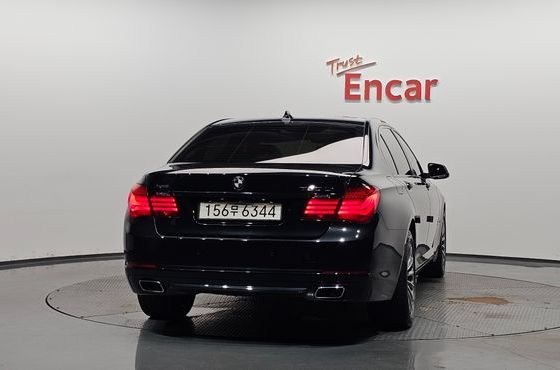 BMW 7-Series 750Li xDrive B&O Edition — пробег 109 398 км — фото 4 из 5