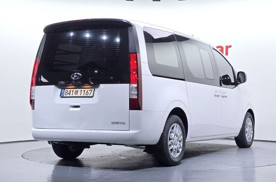 Hyundai Staria Cargo 5-Seater Modern — пробег 72 994 км — фото 2 из 5