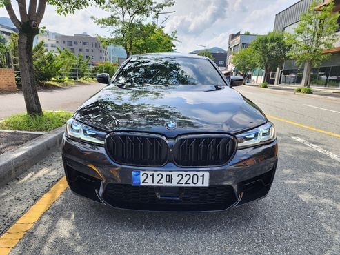 BMW 5-Series 530i M Sport Package Plus — пробег 187 000 км — фото 2 из 5