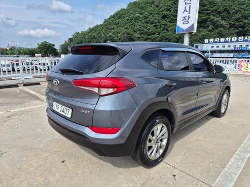 Hyundai Tucson Diesel 1.7 2WD Style — пробег 107 206 км — фото 4 из 5