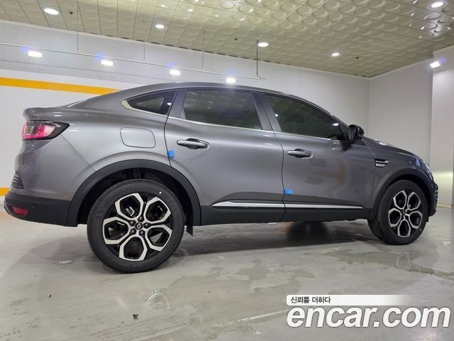 Renault (Samsung) Arkana 1.6 GTe Iconic — пробег 38 км — фото 4 из 5