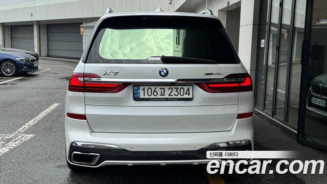 BMW X7 xDrive 40i M Sport 7STR — пробег 70 000 км — фото 4 из 5
