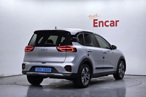 Kia Niro Earth — пробег 24 530 км — фото 2 из 5