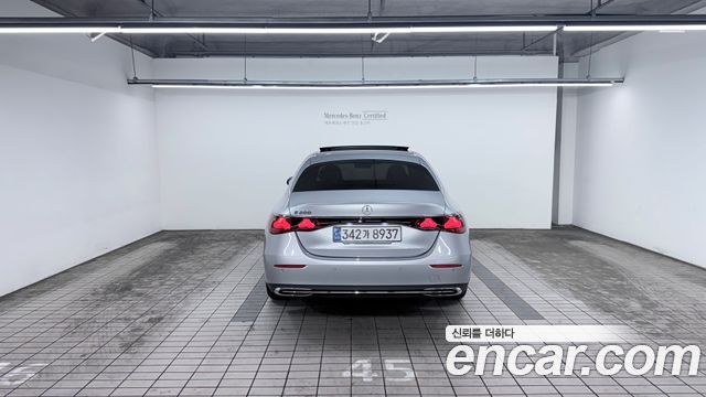 Mercedes-Benz E-Class из Кореи Encar