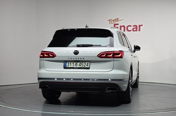 Volkswagen Touareg 4.0 TDI Prestige — пробег 55 318 км — фото 4 из 5
