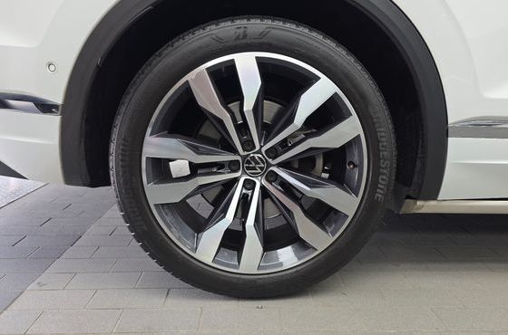 Volkswagen Touareg 4.0 TDI Prestige — пробег 55 318 км — фото 5 из 5