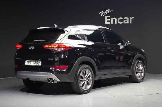 Hyundai Tucson Diesel 1.7 2WD Premium — пробег 136 320 км — фото 2 из 5