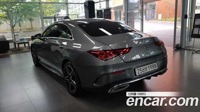 Mercedes-Benz CLA-Class CLA250 4MATIC — пробег 33 999 км — фото 2 из 5