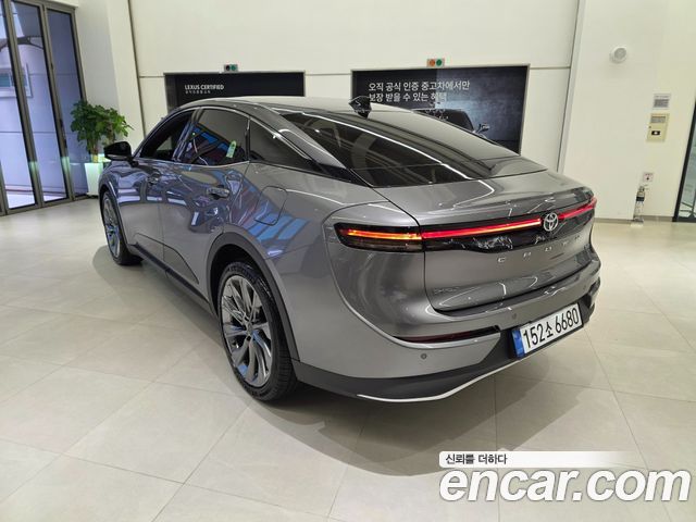 Toyota Crown из Кореи Encar