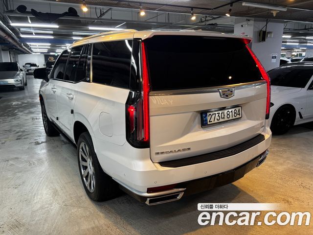 Cadillac Escalade 6.2 Premium Luxury Platinum — пробег 58 000 км — фото 2 из 5