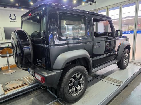 Suzuki Jimny 1.5 — пробег 4 692 км — фото 2 из 5