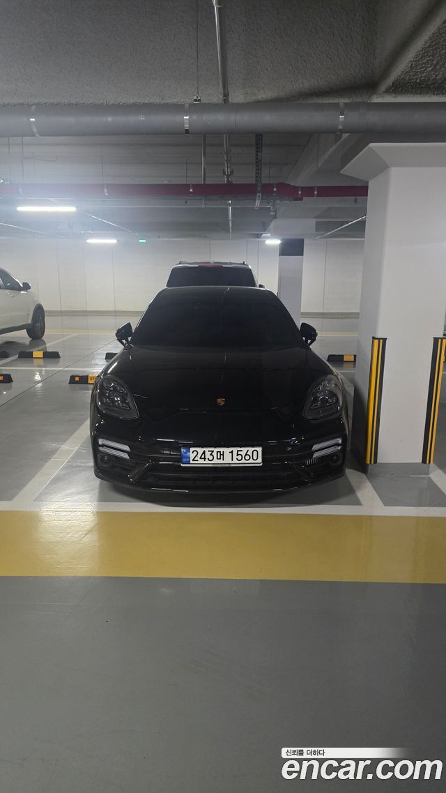 Porsche Panamera 2.9 AWD Platinum Edition — пробег 47 064 км — фото 1 из 5
