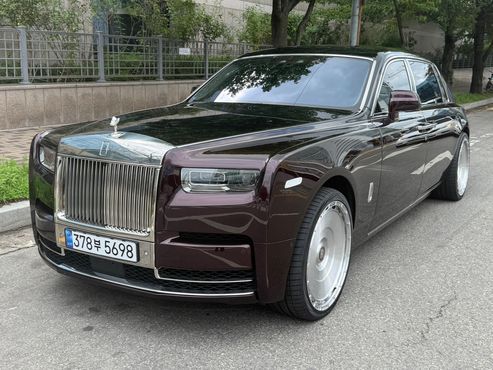 Rolls-Royce Phantom 6.7 EWB V12 — пробег 4 040 км — фото 1 из 5