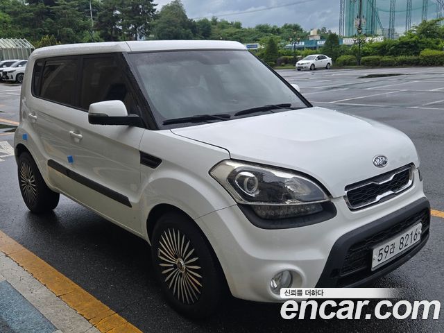 Kia Soul Diesel 1.6 Luxury — пробег 166 006 км — фото 1 из 5