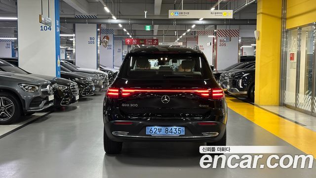 Mercedes-Benz EQB EQB300 4MATIC AMG Line — пробег 6 000 км — фото 3 из 5