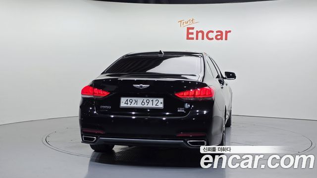 Hyundai Genesis из Кореи Encar