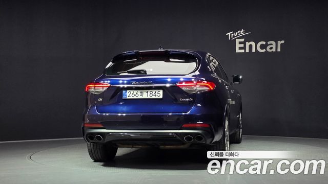 Maserati Levante 3.0 AWD — пробег 136 090 км — фото 4 из 5