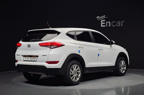 Hyundai Tucson Diesel 1.7 2WD Style — пробег 129 767 км — фото 2 из 5