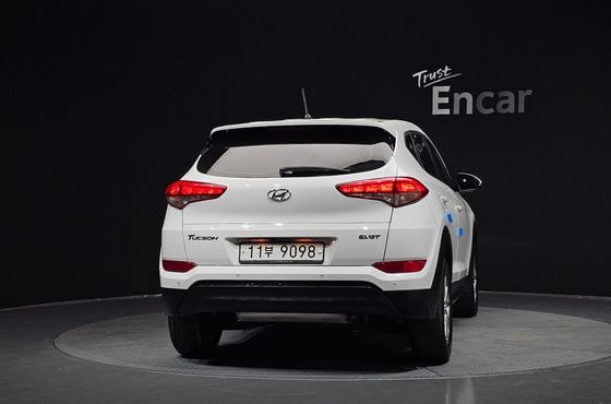 Hyundai Tucson Diesel 1.7 2WD Style — пробег 129 767 км — фото 4 из 5