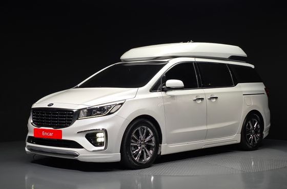 Kia Carnival 9-Seater Hi-Limousine Prestige Hiroof — пробег 113 764 км — фото 1 из 5