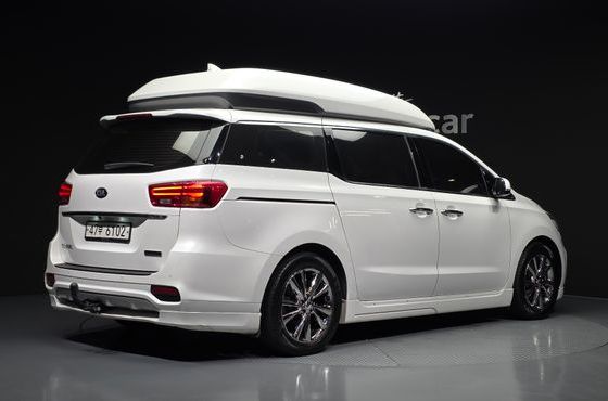 Kia Carnival 9-Seater Hi-Limousine Prestige Hiroof — пробег 113 764 км — фото 2 из 5