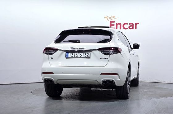 Maserati Levante 3.0 Diesel AWD — пробег 108 956 км — фото 4 из 5