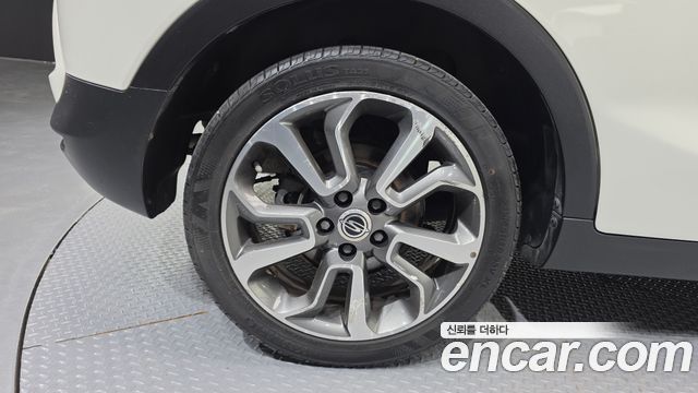 Ssangyong TIBOLI из Кореи Encar