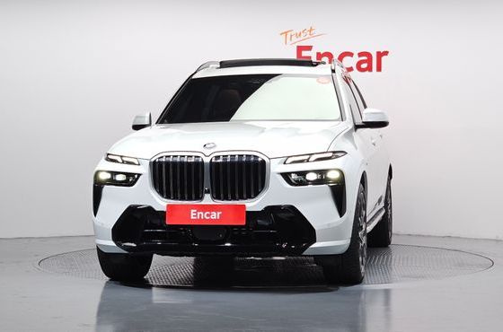 BMW X7 xDrive 40d M Sport 6STR — пробег 6 979 км — фото 3 из 5