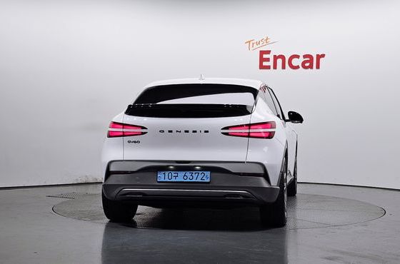 Genesis GV60 Standard AWD — пробег 30 463 км — фото 4 из 5