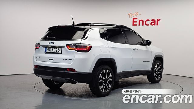 Jeep Compass из Кореи Encar