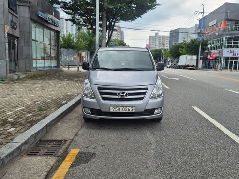 Hyundai Starex 5-Seater VAN Smart — пробег 203 125 км — фото 1 из 5