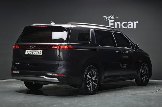 Kia Carnival Gasoline 9-Seater Signature — пробег 36 461 км — фото 2 из 5