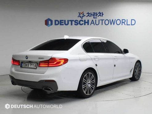 BMW 5-Series 530i M Sport Package Plus — пробег 153 189 км — фото 2 из 5