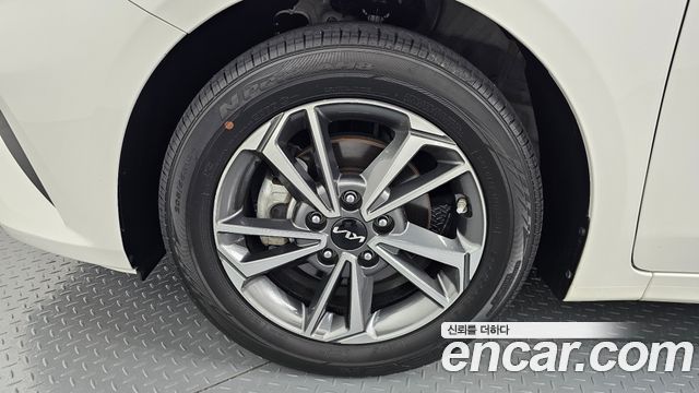 Kia K3 из Кореи Encar