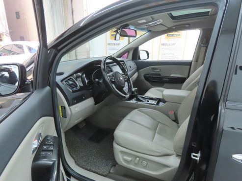 Kia Carnival 9-Seater Noblesse — пробег 57 000 км — фото 5 из 5