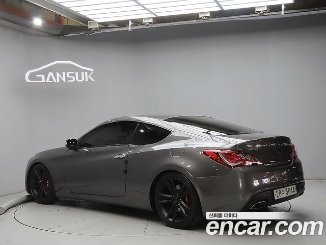 Hyundai Genesis из Кореи Encar
