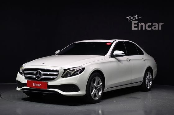 Mercedes-Benz E-Class E220d Avantgarde — пробег 92 094 км — фото 1 из 5