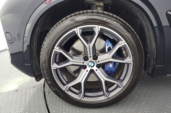 BMW X5 xDrive 40i M Sport — пробег 15 360 км — фото 5 из 5