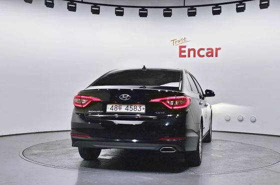 Hyundai Sonata 2.0 Smart — пробег 174 547 км — фото 4 из 5