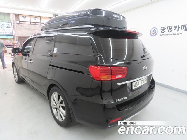 Kia Carnival из Кореи Encar