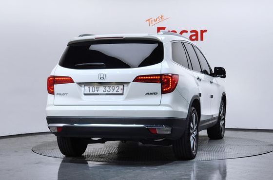 Honda Pilot 3.5 — пробег 40 224 км — фото 4 из 5